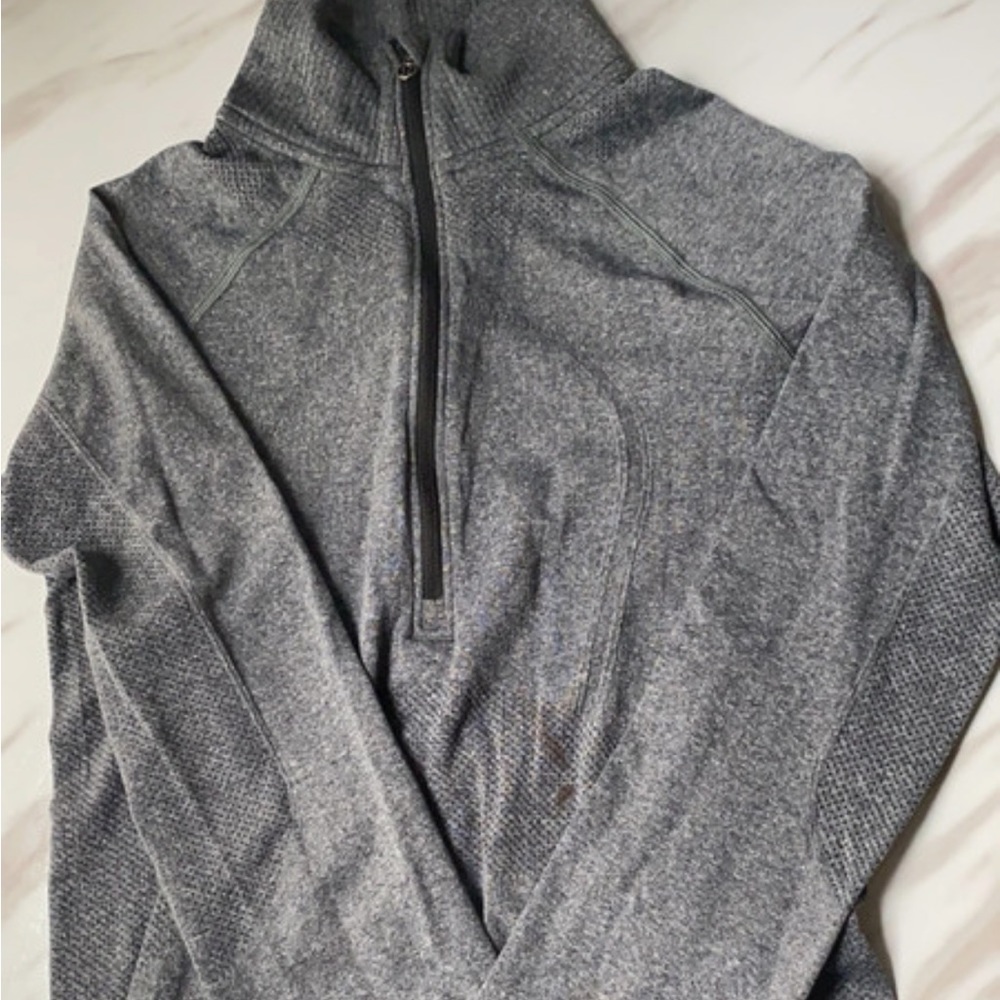 Lululemon long sleeve shirt
